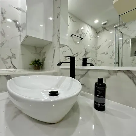 Moderno Loft En La Colina